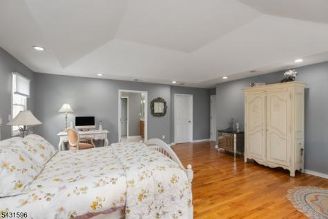 17 Drift Road Watchung NJ 07069
