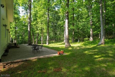 17 Drift Road Watchung NJ 07069