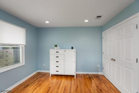 17 Drift Road Watchung NJ 07069