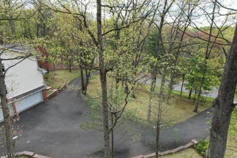 17 Drift Road Watchung NJ 07069