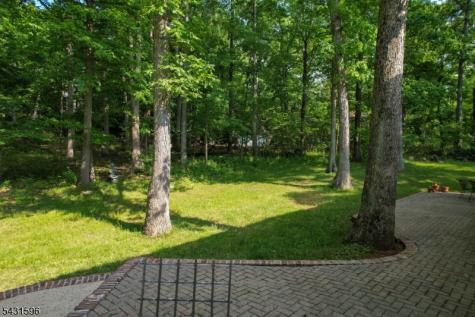 17 Drift Road Watchung NJ 07069