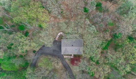 17 Drift Road Watchung NJ 07069