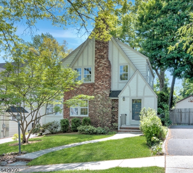 18 Evergreen Place Maplewood NJ 07040