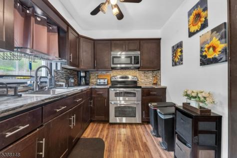 176 Doty Road Wanaque NJ 07420