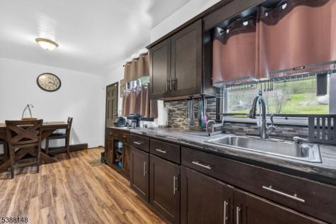 176 Doty Road Wanaque NJ 07420