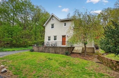 176 Doty Road Wanaque NJ 07420