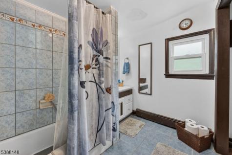 176 Doty Road Wanaque NJ 07420