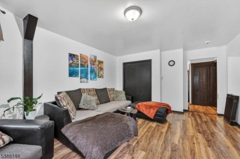 176 Doty Road Wanaque NJ 07420