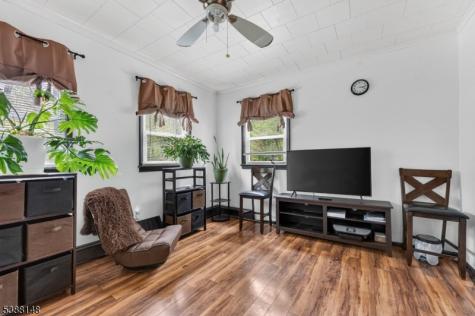 176 Doty Road Wanaque NJ 07420
