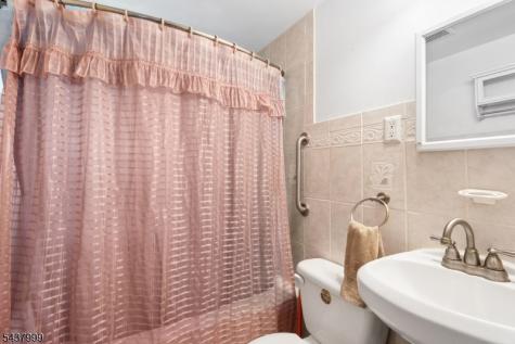 346 Farley Avenue Scotch Plains NJ 07076