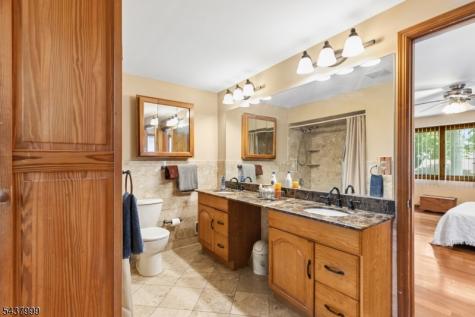 346 Farley Avenue Scotch Plains NJ 07076