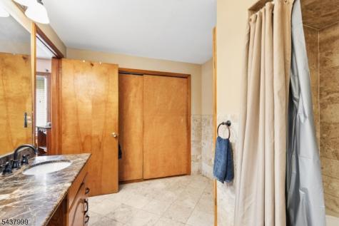 346 Farley Avenue Scotch Plains NJ 07076