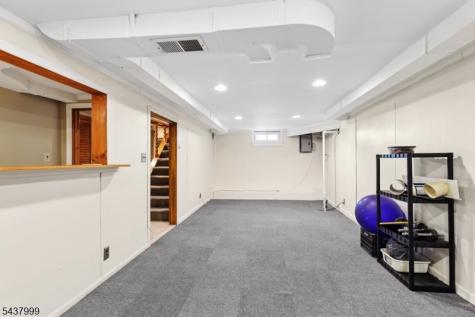 346 Farley Avenue Scotch Plains NJ 07076