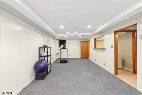 346 Farley Avenue Scotch Plains NJ 07076