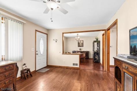 346 Farley Avenue Scotch Plains NJ 07076