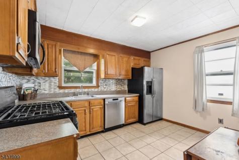 346 Farley Avenue Scotch Plains NJ 07076