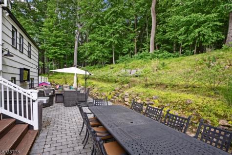 45 Molly Stark Drive Morris NJ 07960