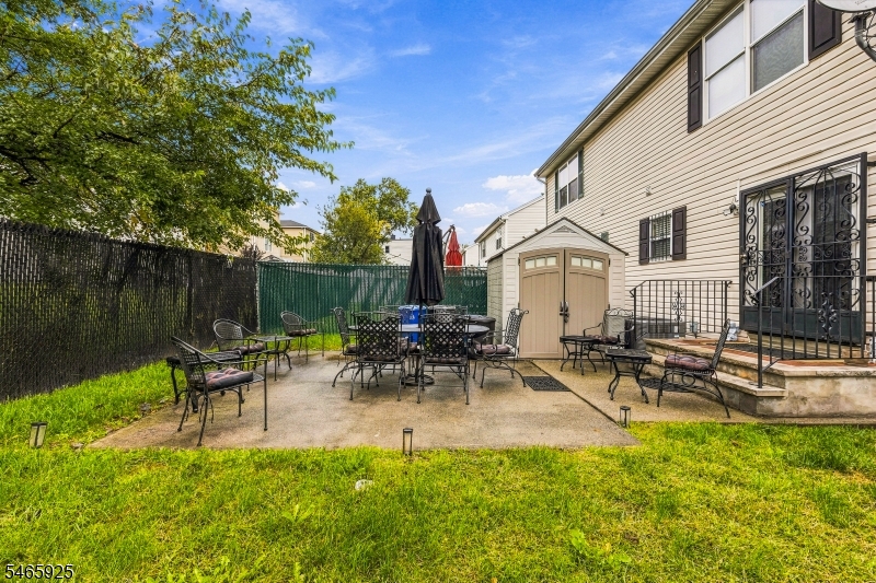 487 S 13th Street Newark NJ 07103