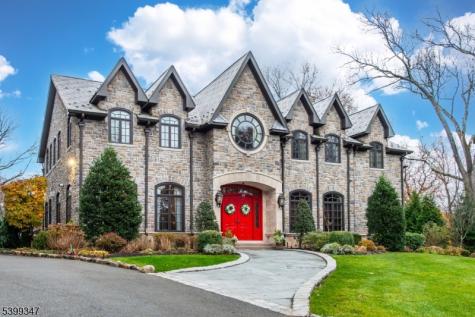 9 Beechtree Lane Essex Fells NJ 07021