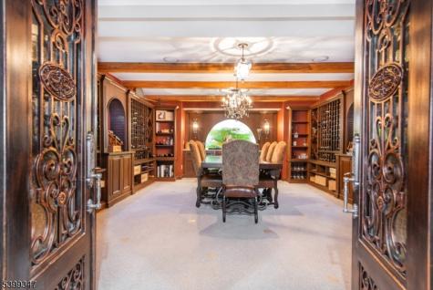 9 Beechtree Lane Essex Fells NJ 07021