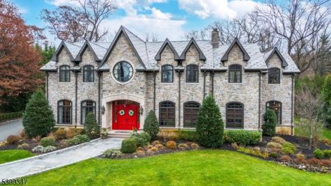 9 Beechtree Lane Essex Fells NJ 07021