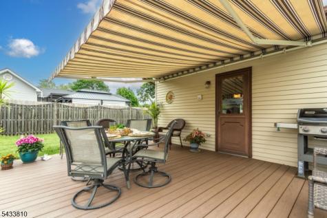 414 N Greasheimer Street Manville NJ 08835