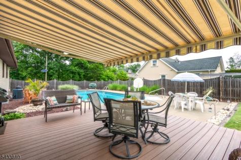 414 N Greasheimer Street Manville NJ 08835
