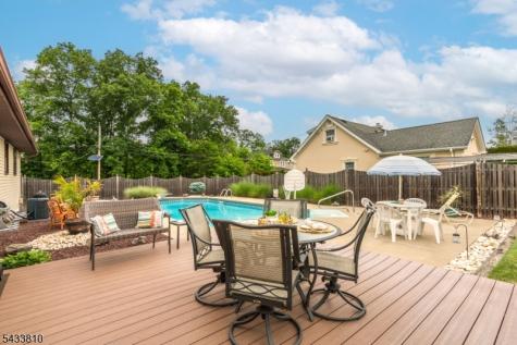 414 N Greasheimer Street Manville NJ 08835