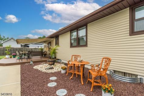 414 N Greasheimer Street Manville NJ 08835