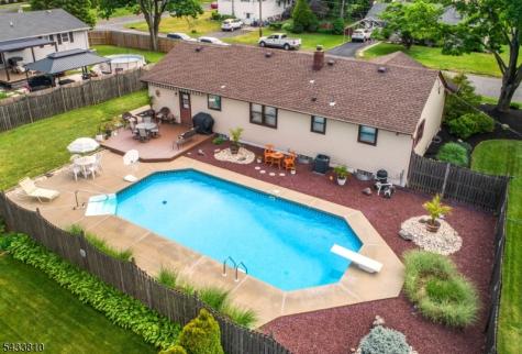 414 N Greasheimer Street Manville NJ 08835