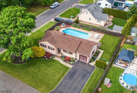 414 N Greasheimer Street Manville NJ 08835