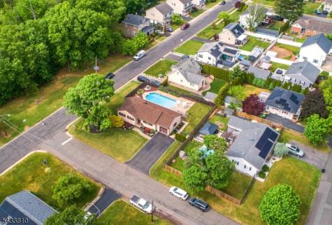 414 N Greasheimer Street Manville NJ 08835