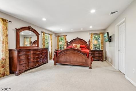 55 Sand Road Fairfield NJ 07004