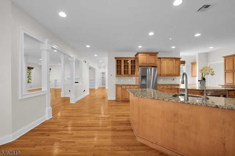 8 Chapel Hill Court Cedar Grove NJ 07009
