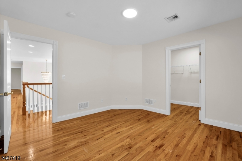 8 Chapel Hill Court Cedar Grove NJ 07009