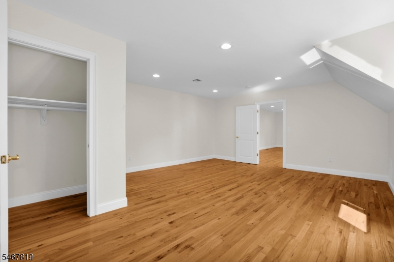 8 Chapel Hill Court Cedar Grove NJ 07009