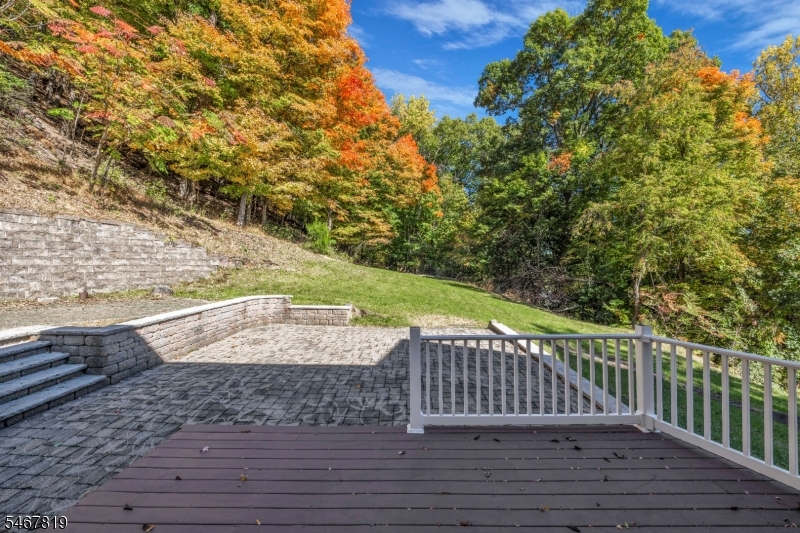 8 Chapel Hill Court Cedar Grove NJ 07009