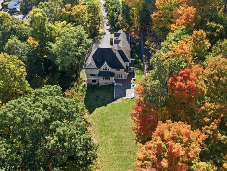 8 Chapel Hill Court Cedar Grove NJ 07009