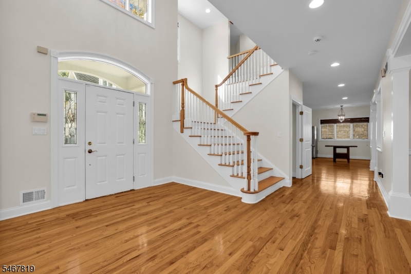 8 Chapel Hill Court Cedar Grove NJ 07009