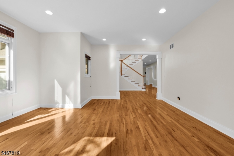 8 Chapel Hill Court Cedar Grove NJ 07009