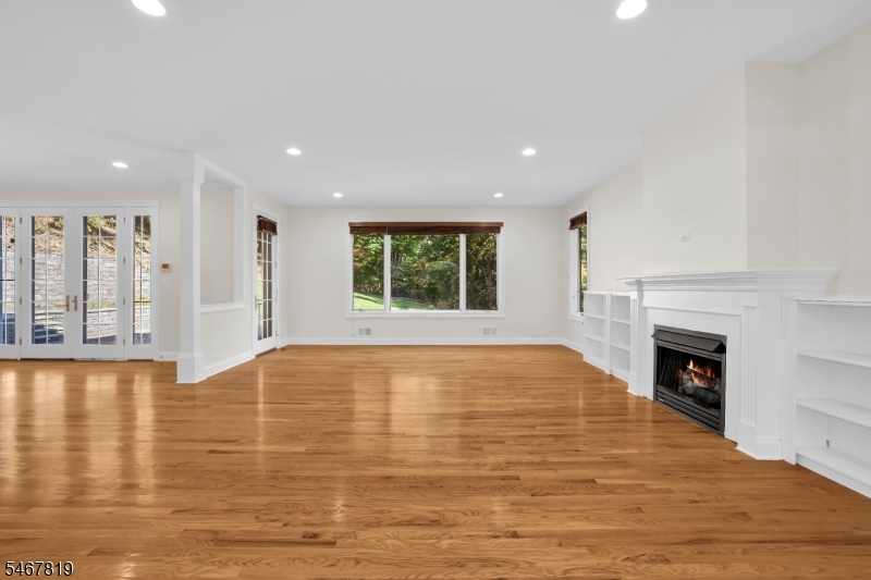 8 Chapel Hill Court Cedar Grove NJ 07009