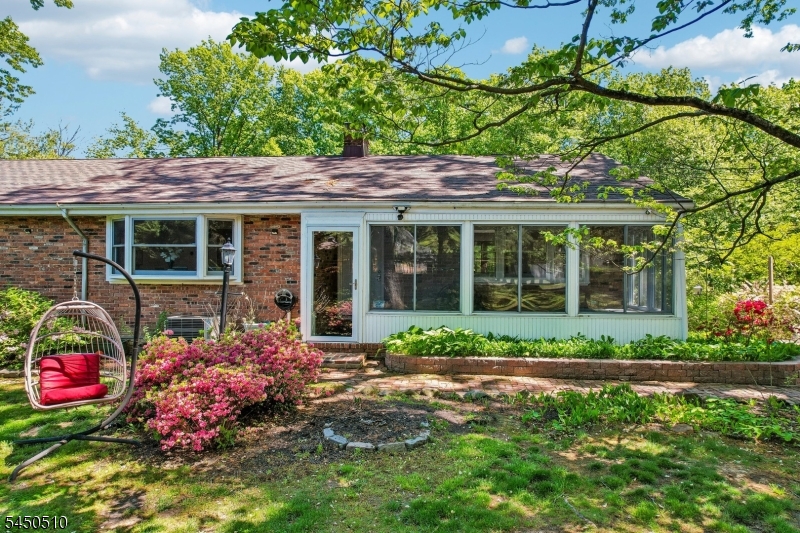881 Bordentown Avenue Sayreville NJ 08879