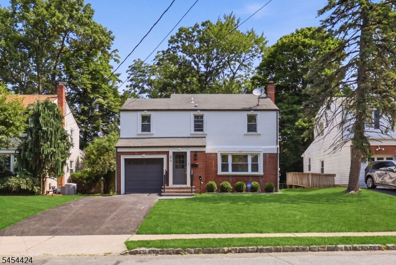 23 Buckingham Road West Orange NJ 07052