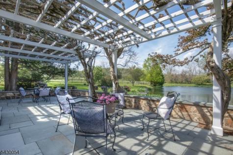 77 Homestead Road Tewksbury NJ 07830