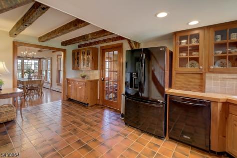 77 Homestead Road Tewksbury NJ 07830
