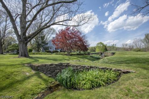 77 Homestead Road Tewksbury NJ 07830
