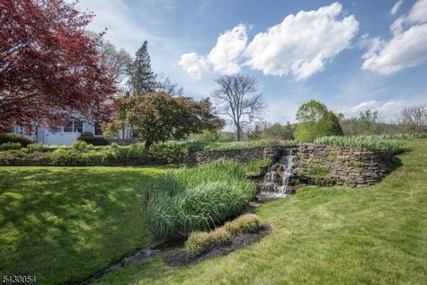 77 Homestead Road Tewksbury NJ 07830