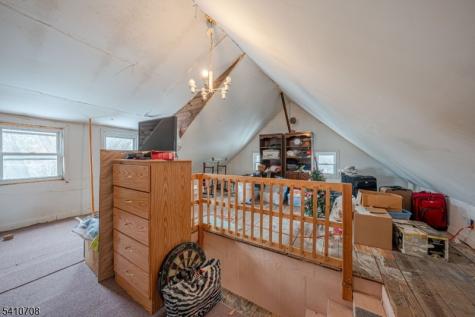 782 Uniontown Road Lopatcong NJ 08865