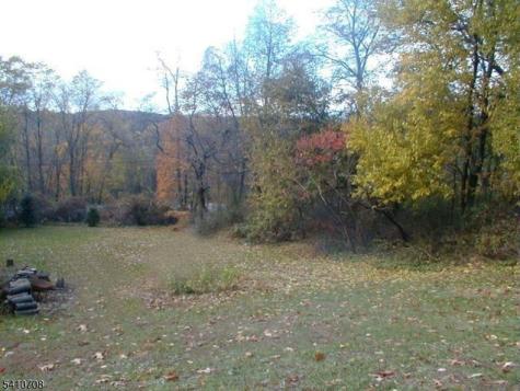 782 Uniontown Road Lopatcong NJ 08865