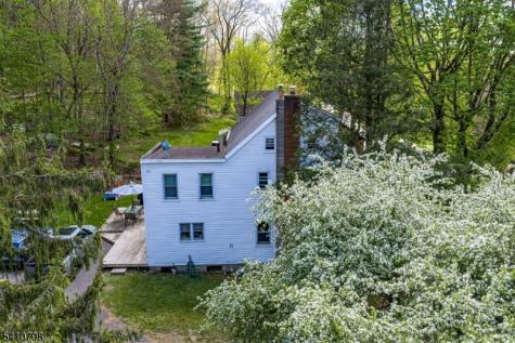 782 Uniontown Road Lopatcong NJ 08865